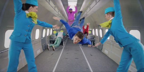 Mirá el increíble video de música filmado en gravedad cero
