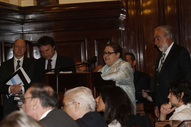 Ex abogada de AFSCA tildó de totalitarios los argumentos de Clarín