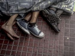 La cantidad de personas que viven a la intemperie en el Uruguay aumentó un 48%. La cantidad de personas que viven a la intemperie en el Uruguay aumentó un 48%.