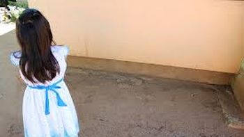 una madre pide un nuevo dni para su hija trans de 6 anos una madre pide un nuevo dni para su hija trans de 6 anos