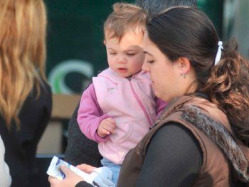 El 92% de las beneficiarias de AUH tuvo que pedir en junio créditos a la Anses