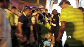 el emotivo reencuentro de neymar con sus companeros, tras la lesion el emotivo reencuentro de neymar con sus companeros, tras la lesion