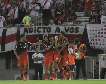 Debut feliz para River en el torneo: goleó a Quilmes en el Monumental