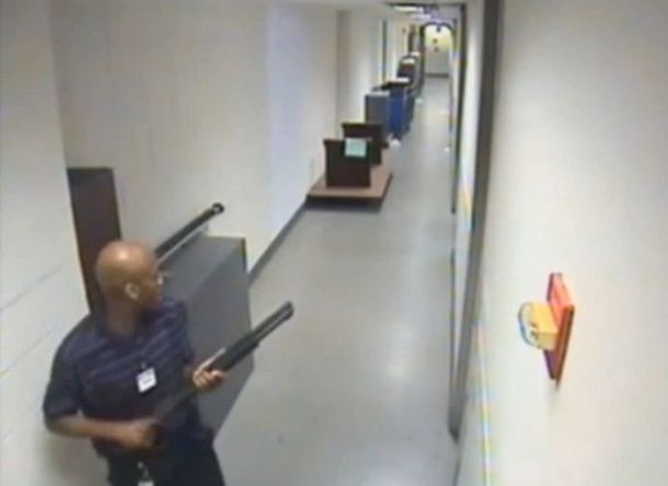 Difunden video del ataque en el centro naval de Washington