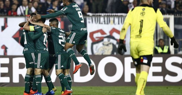 Palmeiras celebra ante la bronca de Agustín Orion