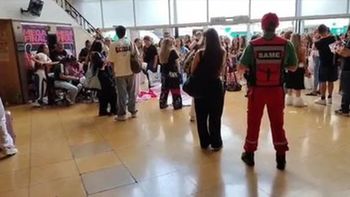 panico en flores: una multitud sufrio descomposturas y desmayos en el teatro gran rivadavia panico en flores: una multitud sufrio descomposturas y desmayos en el teatro gran rivadavia