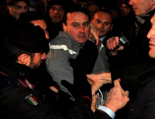 Agresor berlusconi