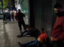 Siete detenidos por una entradera