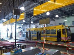 Dejan viajar gratis en el Premetro