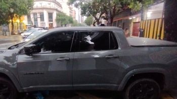 detuvieron a dos hombres que vendian droga en constitucion y quisieron coimear a la policia detuvieron a dos hombres que vendian droga en constitucion y quisieron coimear a la policia