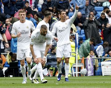 Real Madrid derrotó como local al Valencia y sigue con chances de ser campeón