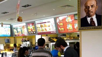 mira todos los memes con del cano en busca de dolares mira todos los memes con del cano en busca de dolares