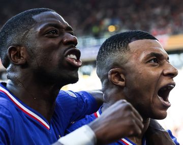 Paños fríos en Francia: Dembélé salió al cruce de las feroces críticas contra Mbappé