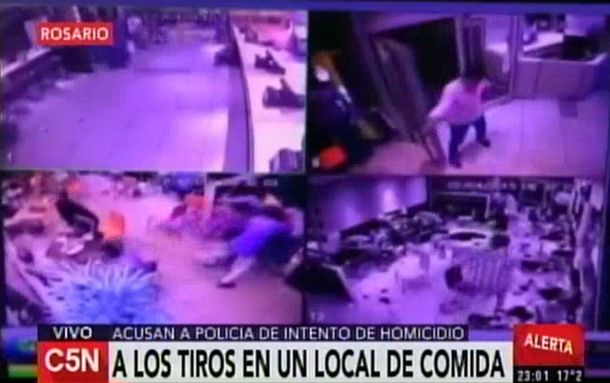 Un policía ingresó a un local de comidas rápidas y disparó contra los clientes