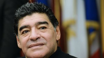 el escandalo de maradona en ezeiza: es mentira lo del pasaporte, dijo su abogado, matias morla el escandalo de maradona en ezeiza: es mentira lo del pasaporte, dijo su abogado, matias morla