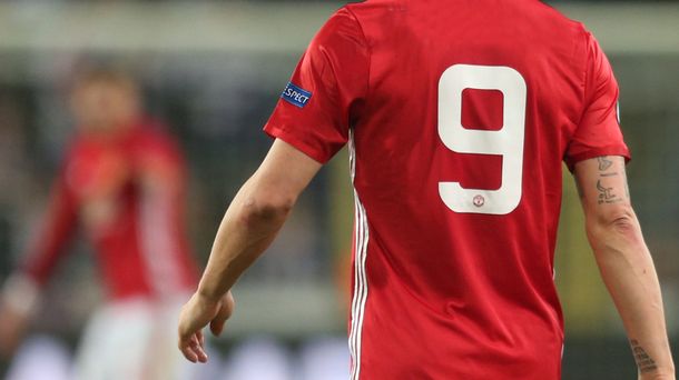 Zlatan Ibrahimovic no renovará con el Manchester United y quedará libre