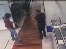Así fue el robo de un grupo comando en una concesionaria de La Plata