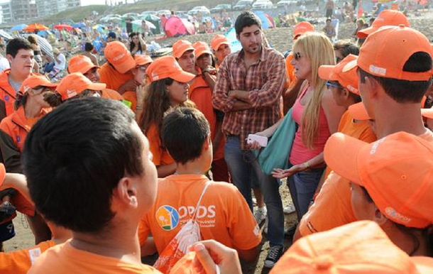 Los jóvenes limpian las playas: conocé a los Guardianes Ambientales