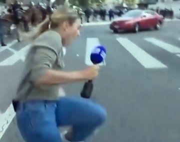 Una periodista recibió un disparo durante las protestas en Los Ángeles