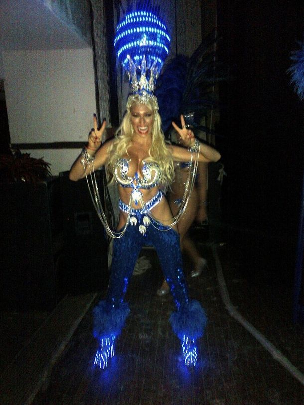 Vicky Xipolitakis festejó el éxito de Escandalosas