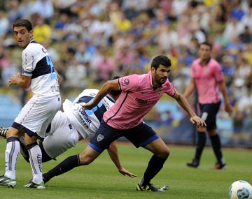 Boca empató con Gimnasia en el final de un certamen irregular