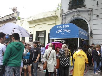 Trabajadores del colegio Spano analizan hacer una cooperativa