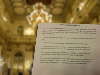 Estos son los 3 puntos que firmaron empresarios con Macri para frenar despidos