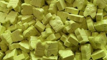 Detuvieron a un colombiano con 7 mil pastillas de éxtasis en Ezeiza. Detuvieron a un colombiano con 7 mil pastillas de éxtasis en Ezeiza.