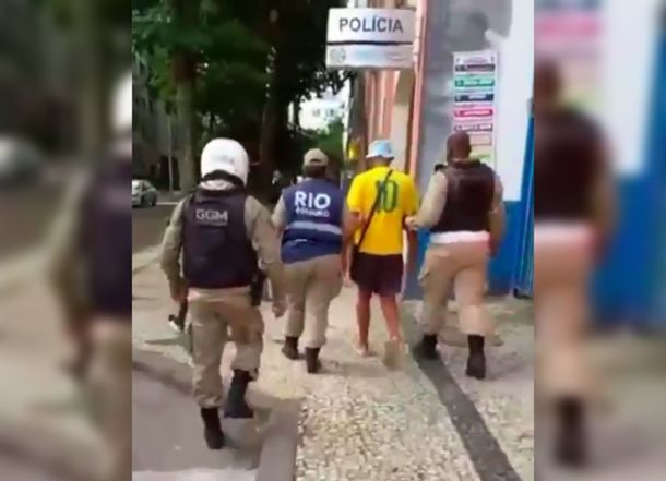Río de Janeiro: detuvieron a un argentino de 67 años por el delito de injuria racial
