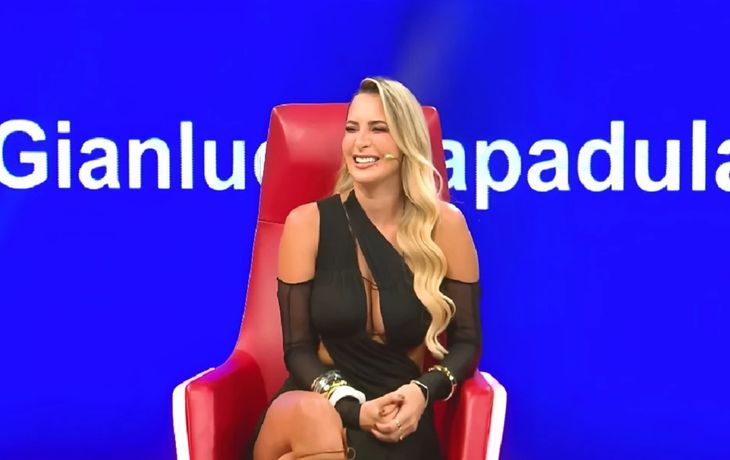 La picante entrevista de una modelo argentina que salpicó a Otamendi, Villa y Advíncula