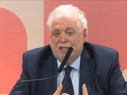 Ginés González García fue dado de alta tras su internación en el Sanatorio Otamendi