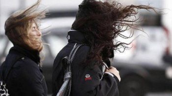 Alerta por viento este lunes en Buenos Aires. Alerta por viento este lunes en Buenos Aires.