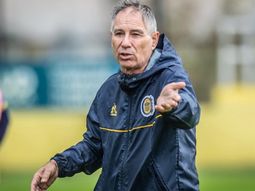 Sorpresa total: Ariel Holan dejó Rosario Central y ya le buscan reemplazante