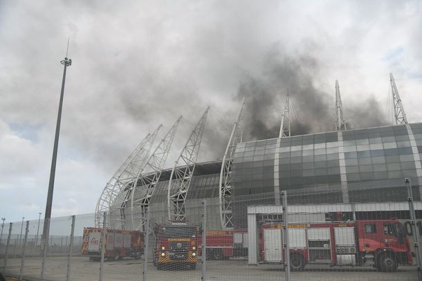 Se incendió una de las sedes del Mundial Brasil 2014