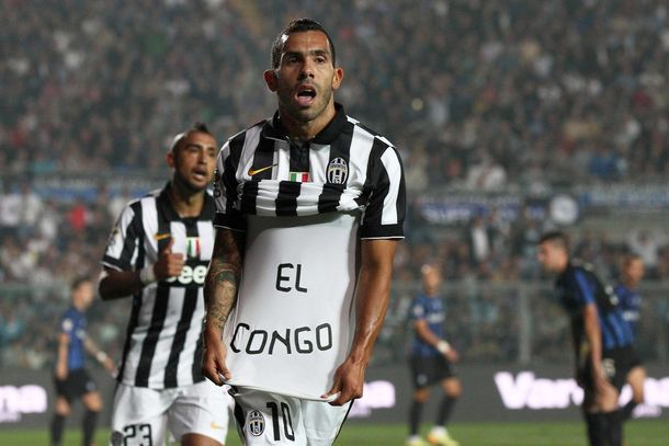 Carlos Tevez volvió a brillar y la Juventus mantiene su puntaje ideal