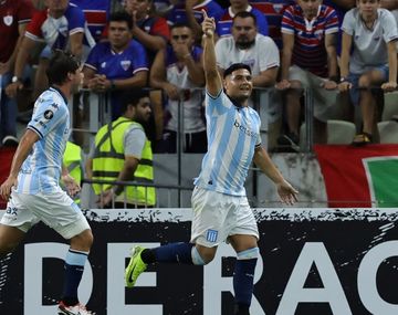 Sigue firme: Racing goleó 3-0 ante Fortaleza por la Copa Libertadores
