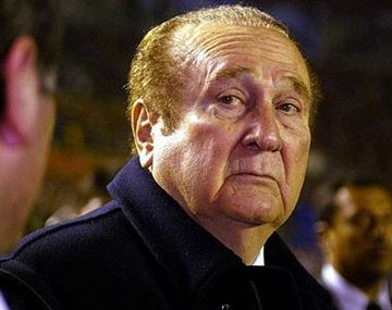 Nicolás Leoz renunció a la FIFA y podría dejar la Conmebol