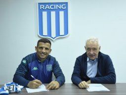 Emiliano Vecchio volvió a faltar a la práctica de Racing y rescindirá su contrato