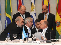 Cancilleres en la Cumbre