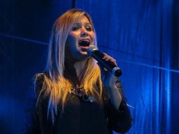 karina la princesita presento su nuevo tema: lo dudo karina la princesita presento su nuevo tema: lo dudo