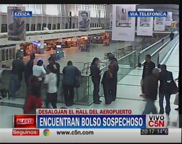 Susto en el aeropuerto de Ezeiza por bolso sospechoso