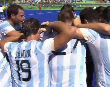 Hasta las lágrimas: la conmovedora charla del entrenador de los Leones tras la hazaña