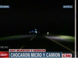 Choque fatal entre un micro y un camión en la ruta 2