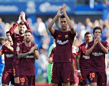 Barcelona remontó un duro partido con el Getafe y es líder