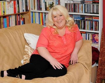 Estuvo con 100 hombres casados