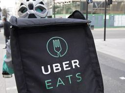Uber retira de la Argentina y Colombia su servicio de delivery de comidas