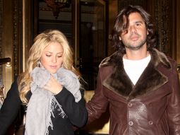 Shakira pidió que Antonio de la Rúa declare en el juicio que le hace el fisco español