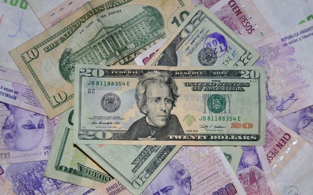¿Qué es más rentable: el dólar ilegal, el Merval o un depósito a plazo fijo?