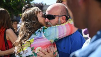 los restos de santiago maldonado son despedidos en 25 de mayo los restos de santiago maldonado son despedidos en 25 de mayo