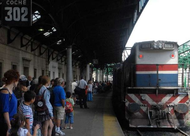 Tren_Contitucion_La_Penna_34282